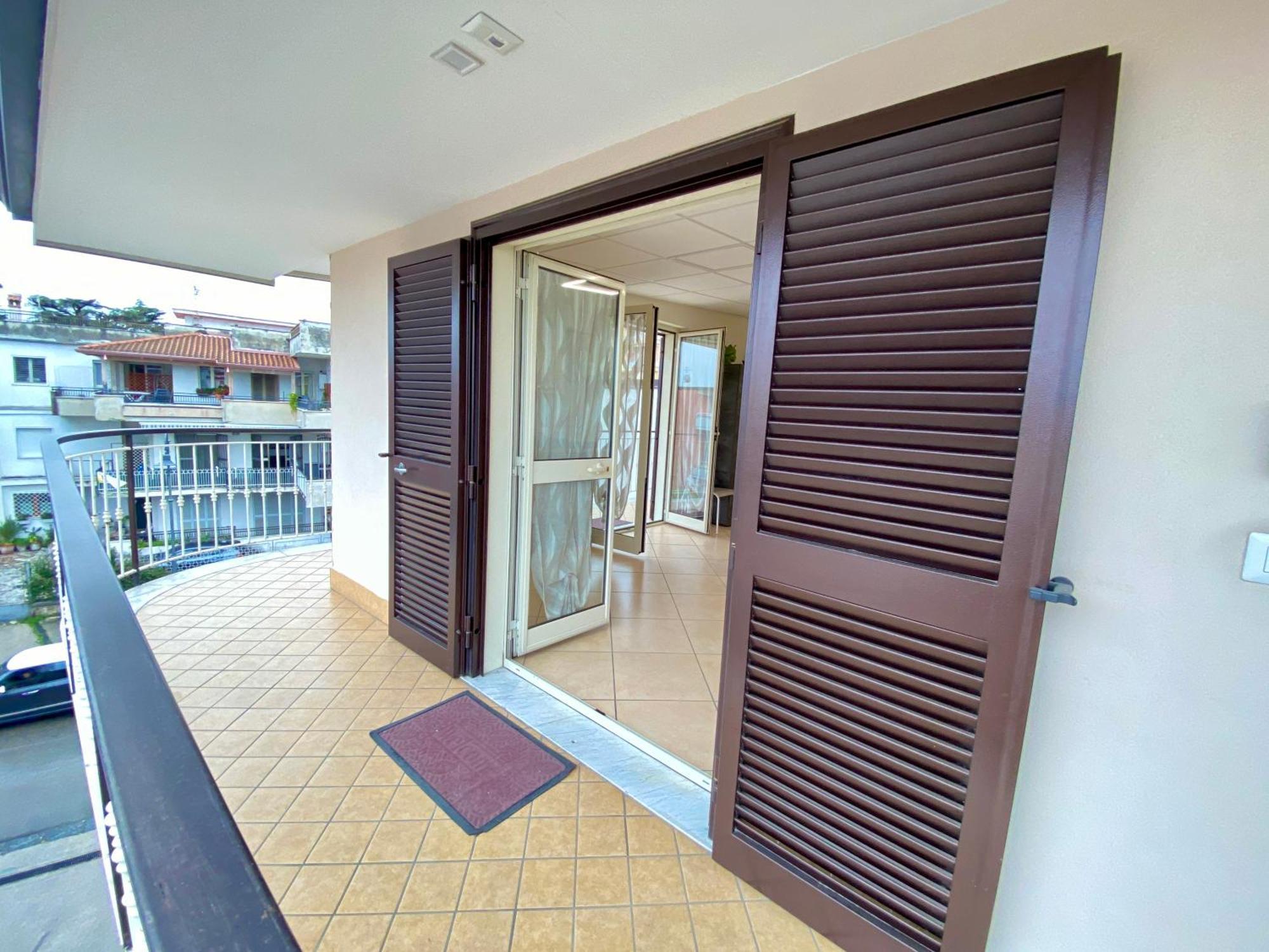 Appartamento Casa Crispino Mansarda N4 Per 3 Persone Frattaminore المظهر الخارجي الصورة